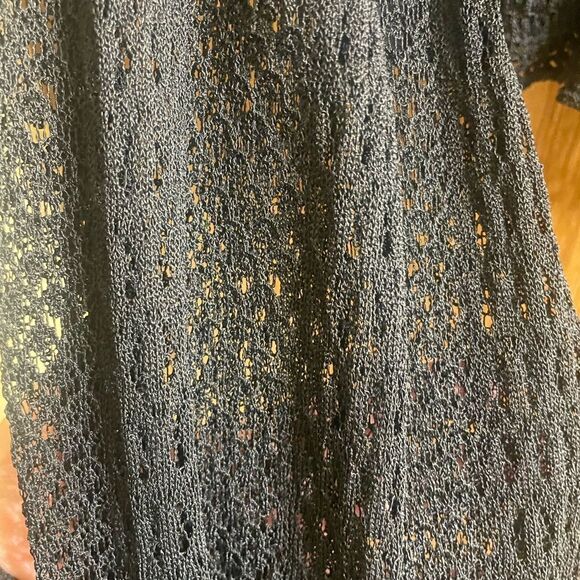 Ronny Kobo Elegant Cropped Black Lace Top - Picture 4 of 8